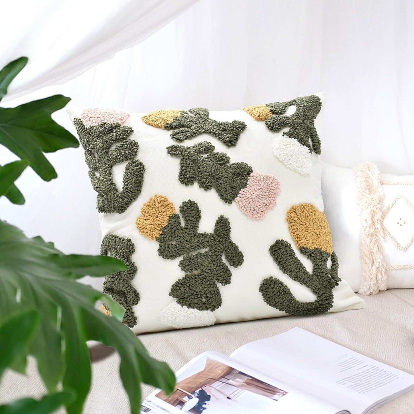 Boho Pillow Covers Boho Tufted Throw Pillow Covers Decorative Tassels / Boho Floral Pink / 18 x 18
