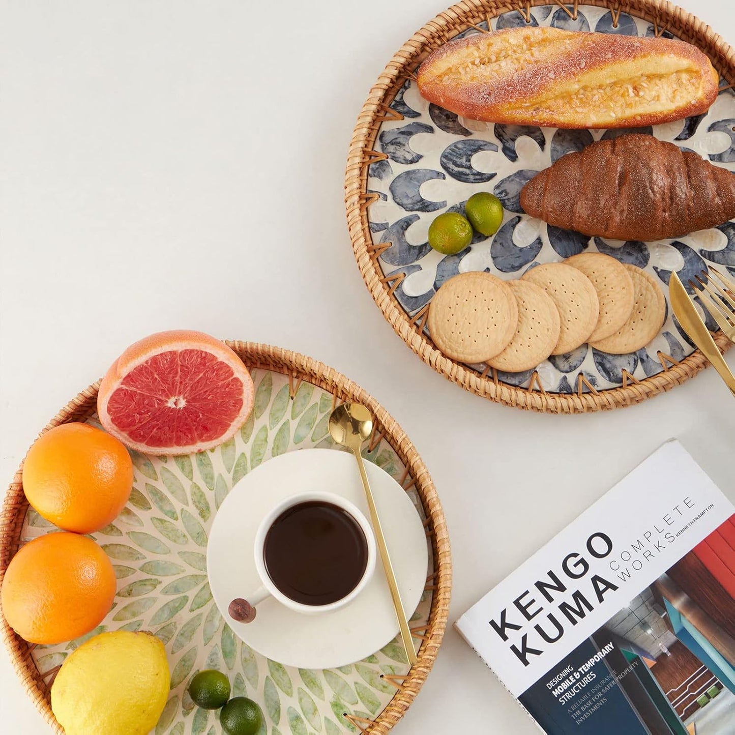 Round Rattan Tray / Plume / 11.8
