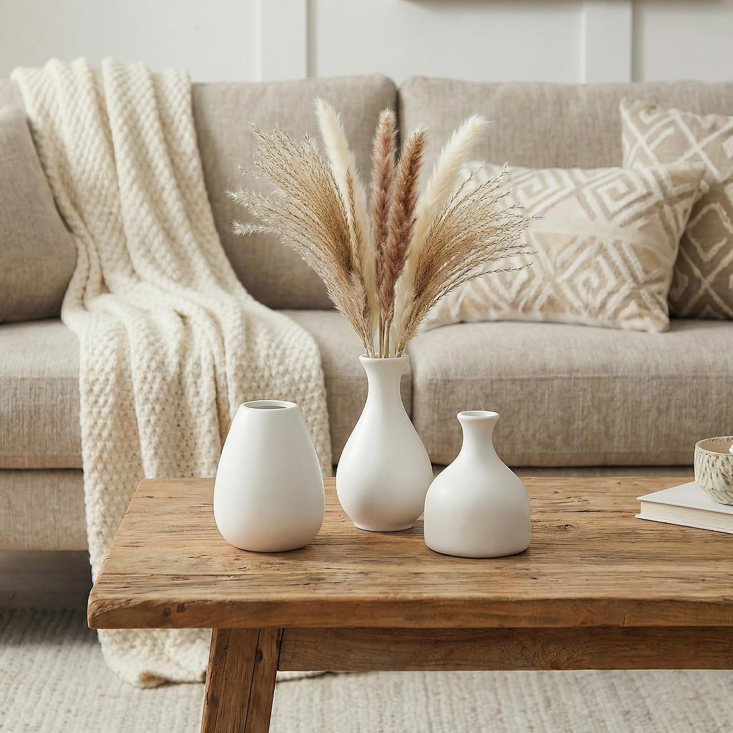 Small Ceramic Vase / White - 11-piece Set / Set of 11