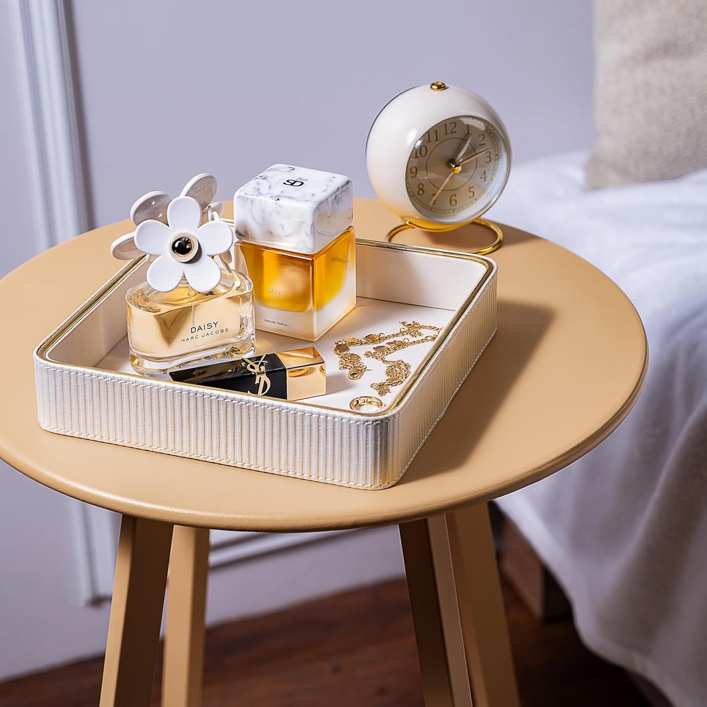 Bedside Tray / Leather Catchall Tray / White / 8 x 8 x 1.8 / Set of 2