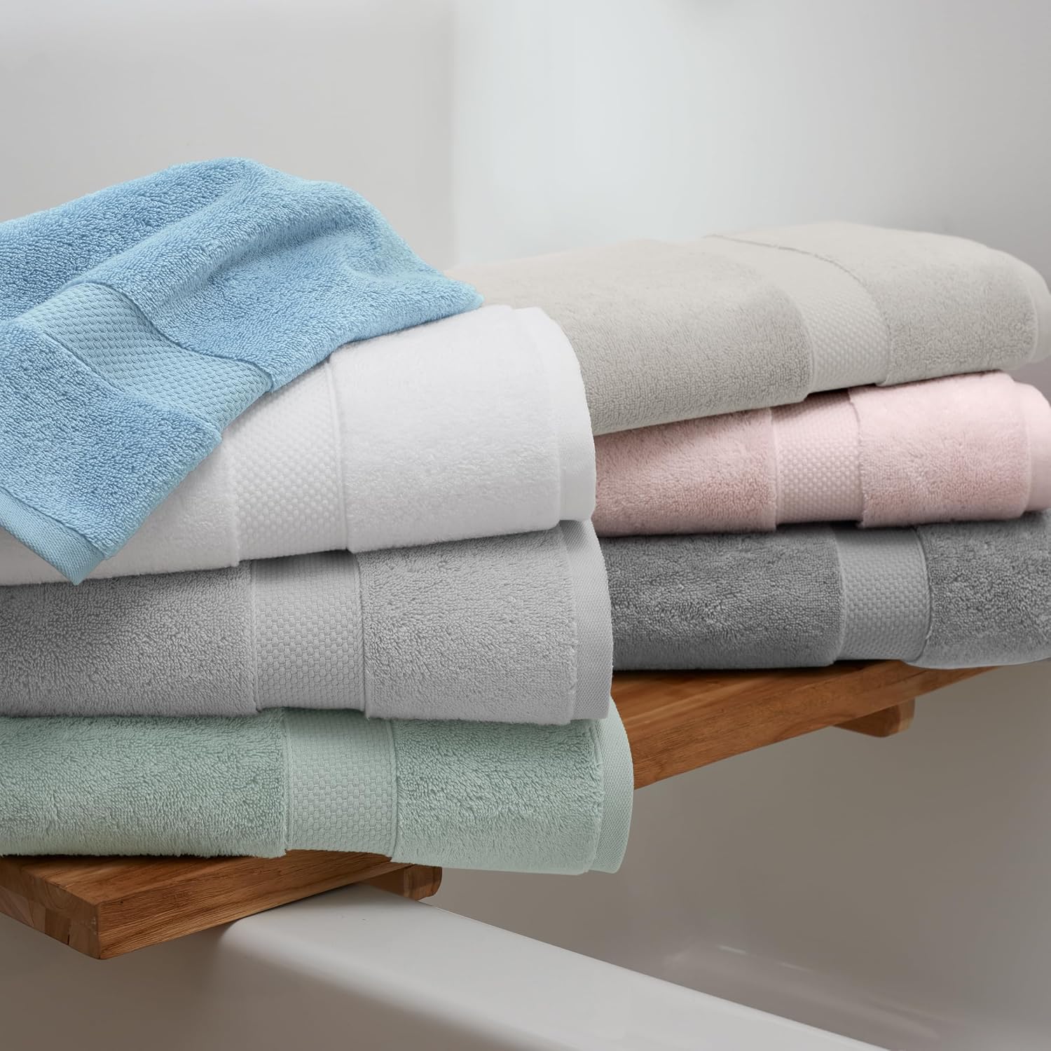Aston & Arden Luxury Egyptian Cotton Bath Towels, Pack of 2, 600 GSM Plush Soft Absorbent Bathroom Towels for Spa or