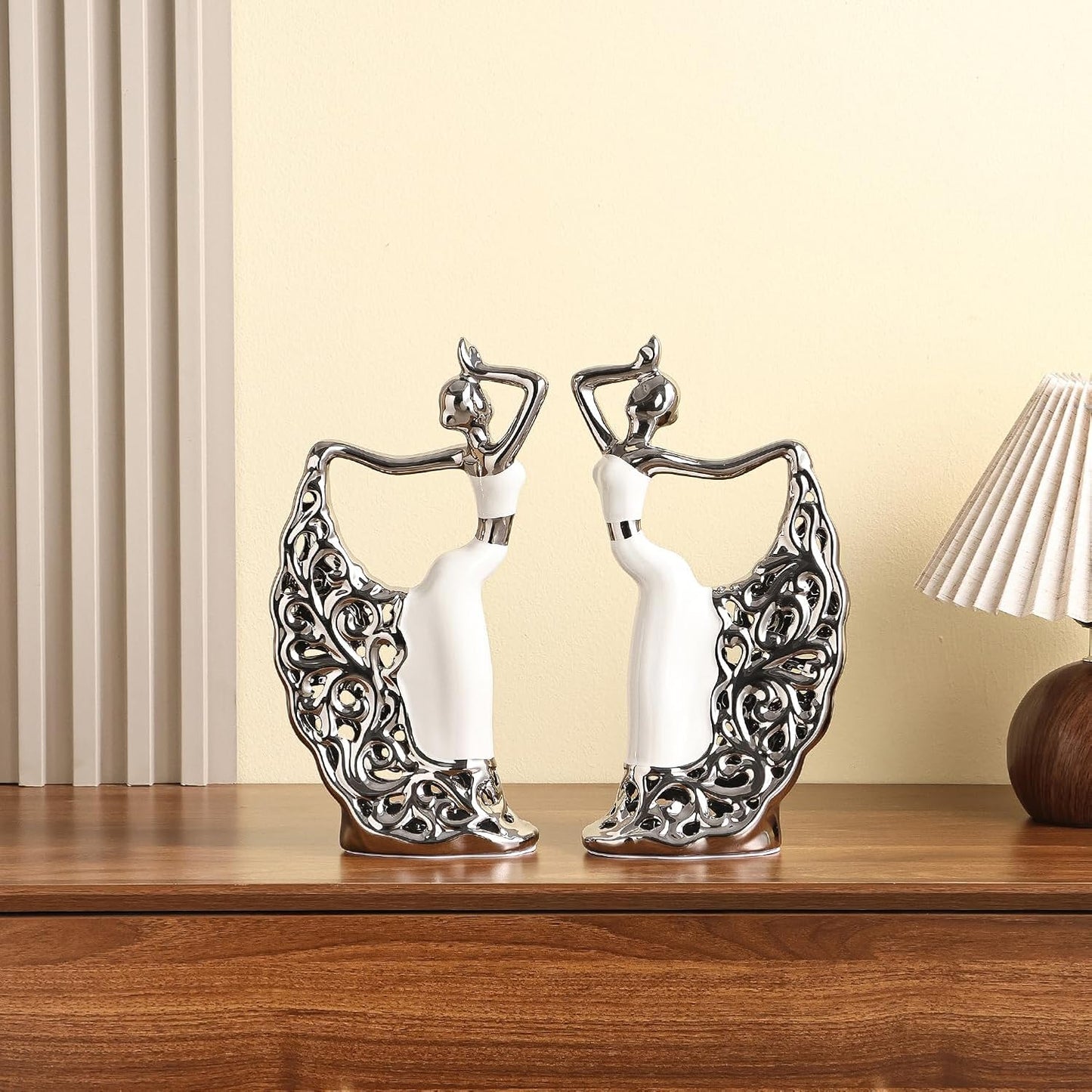Ceramic Statues Home Decor / White and Silver / Set of 2