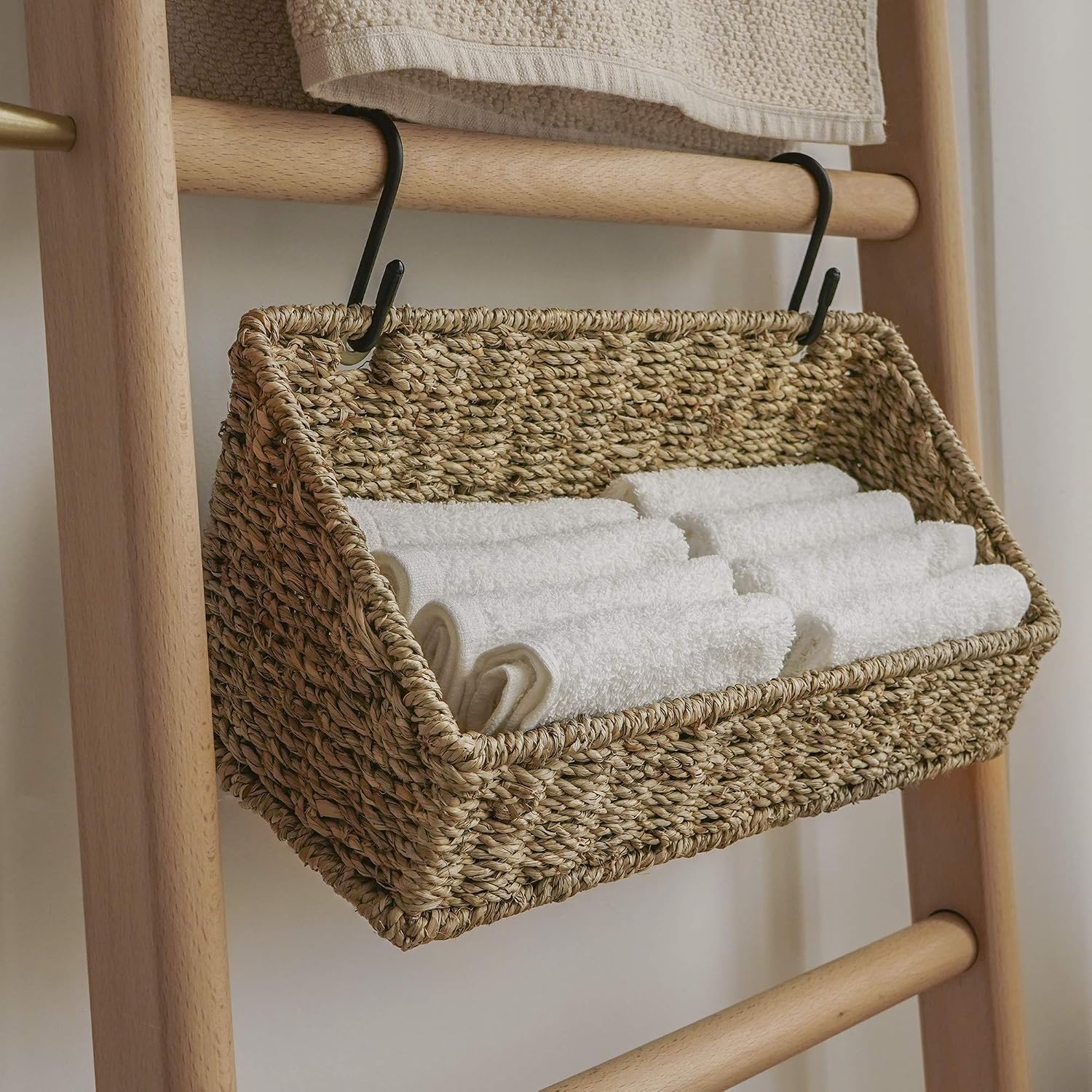 Seagrass Baskets / Woven Wall Baskets for Storage / Natural