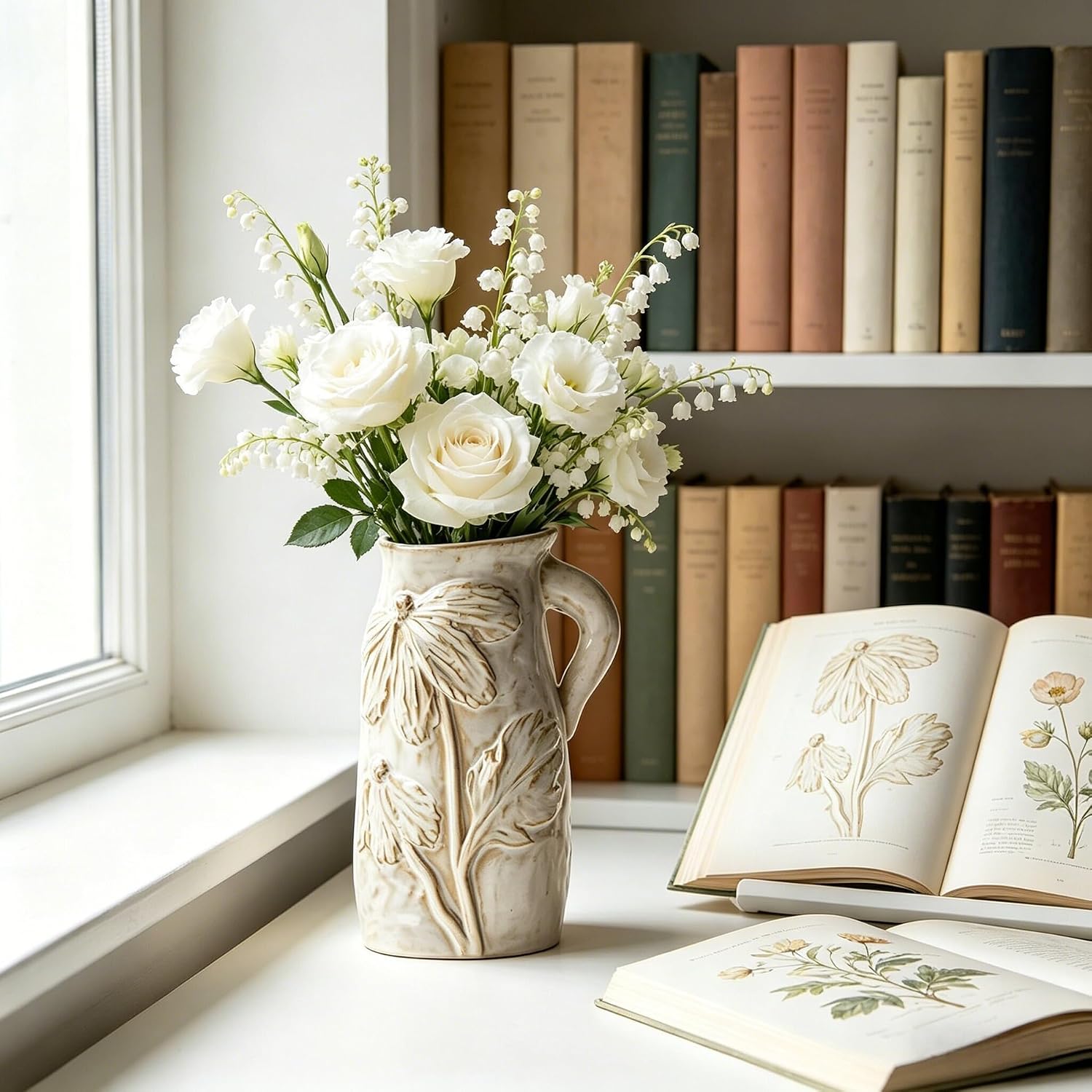 Small Ceramic Vase for Flowers / Creative Humanoid Vase