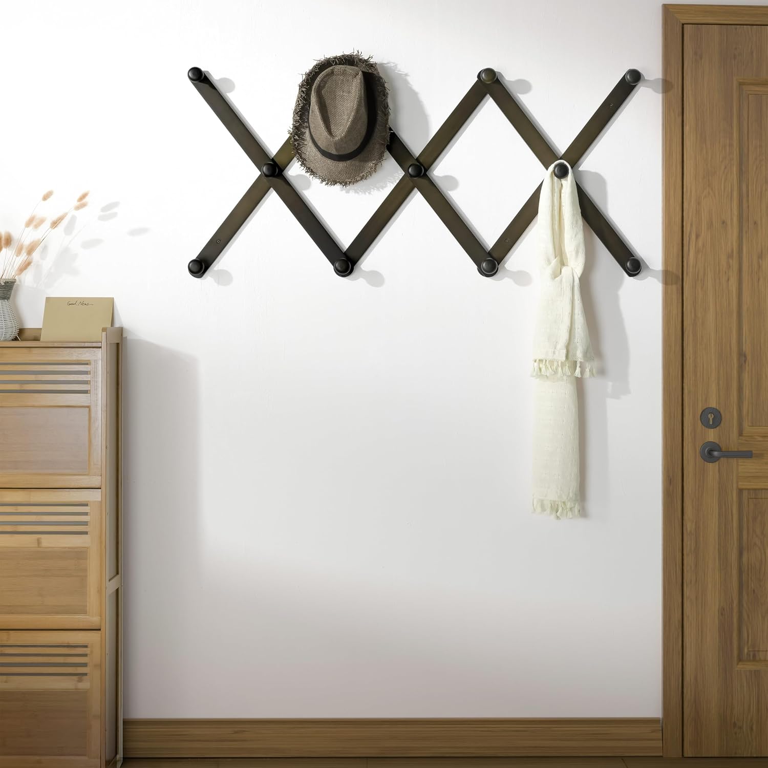 SKOLOO Large Hat Rack for Wall, Wooden Accordion Wall Hanger, Modern, Expandable Coat Hooks, Hat Display Rack for Home