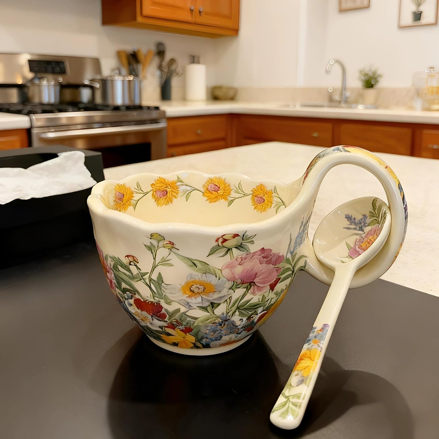 17.64 Oz Microwavable Soup Bowl / Peony - Handmade Loop Handle Soup Bowl with Spoon