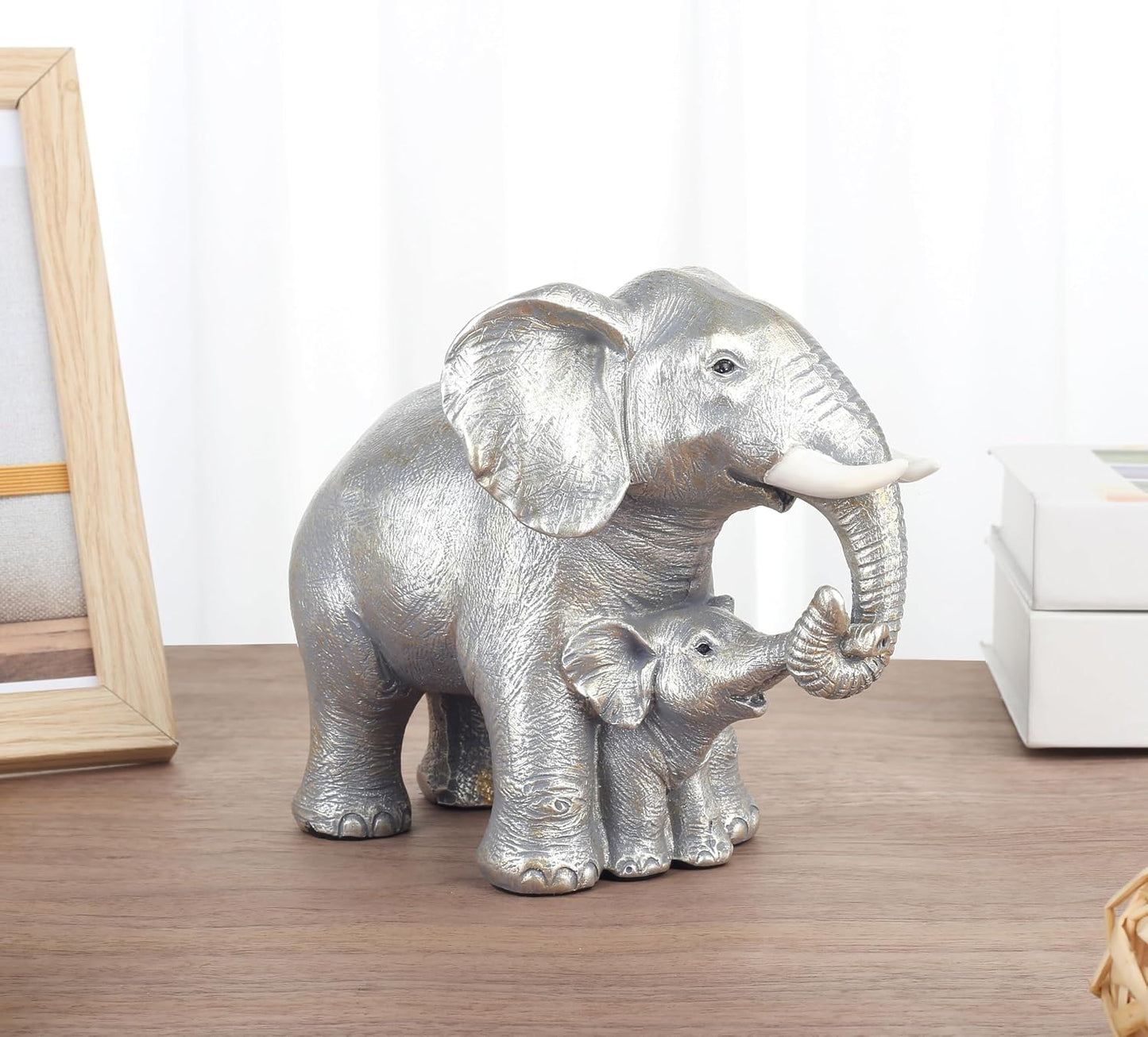 Elephant Decor Figurine Elephants Statue Decor / Silver