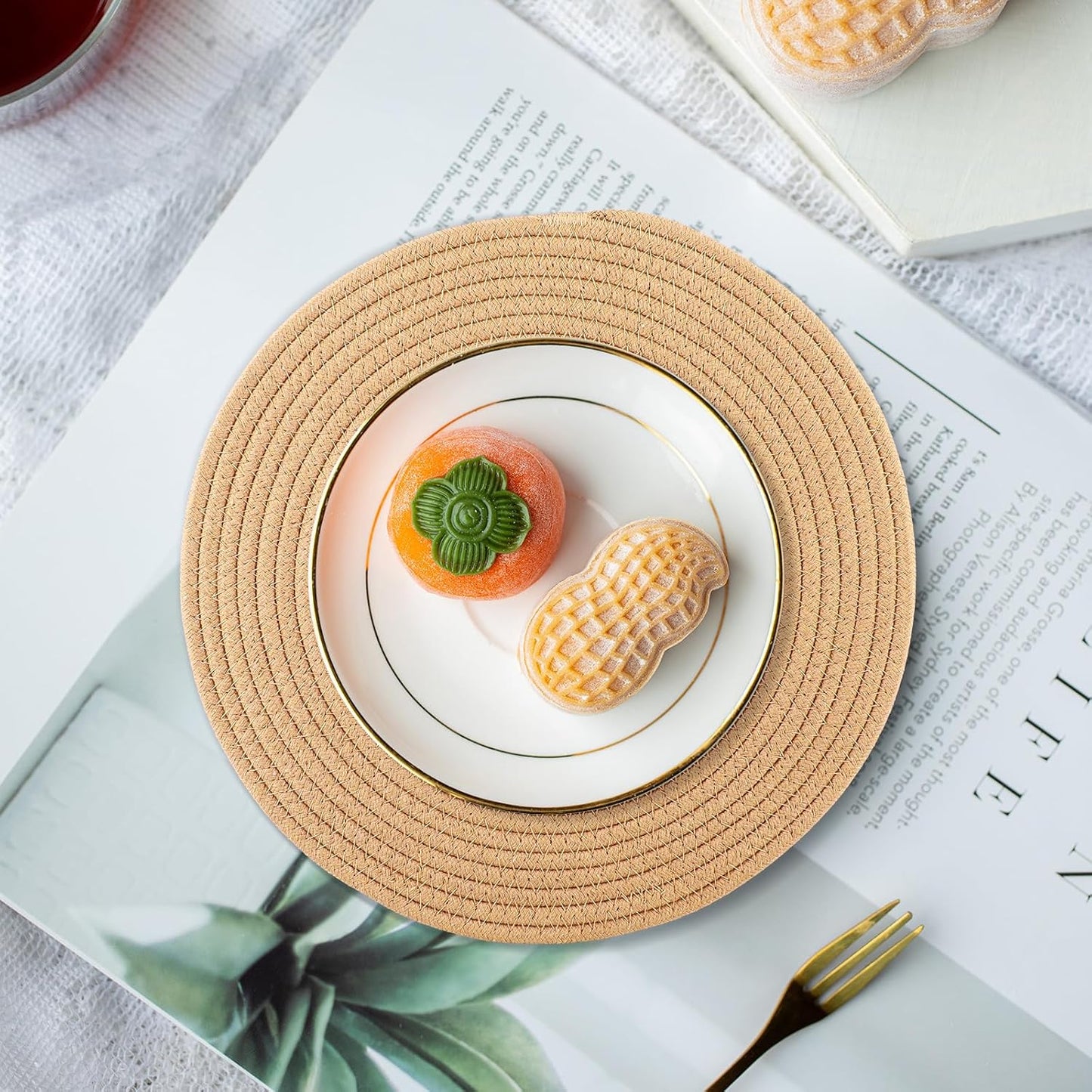 Round Woven Placemats Set of 8 Heat Resistant Placemats 13.5 Inches Farmhouse Cotton Rope Place Mats for Dining Tables