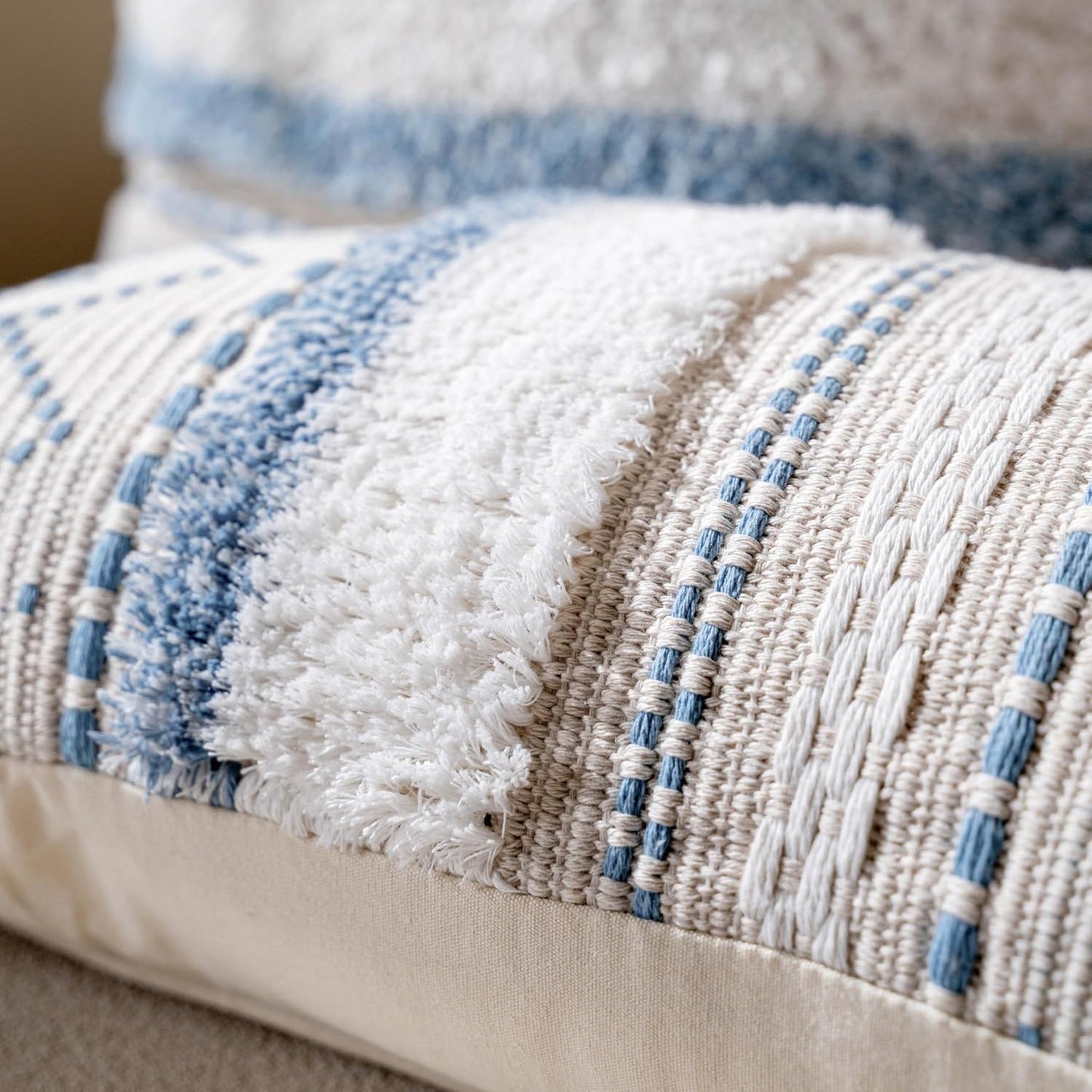 Throw Pillow Cover / 18 x 18 / Blue