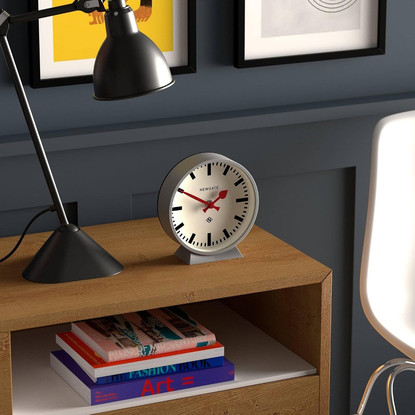 NEWGATE® M Mantel Railway Desk Clock | Modern Round Station Clock Design | Gray | Contemporary Style for Desk, Table