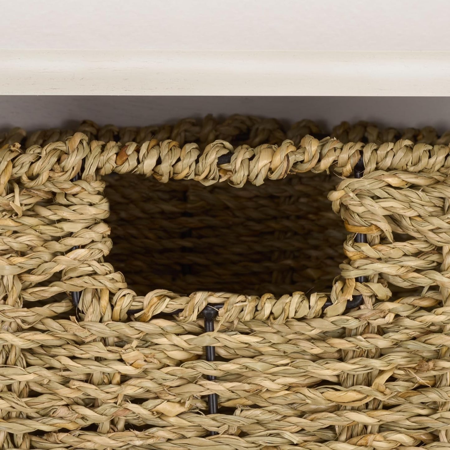 Hooks & Seagrass Baskets / Ivory