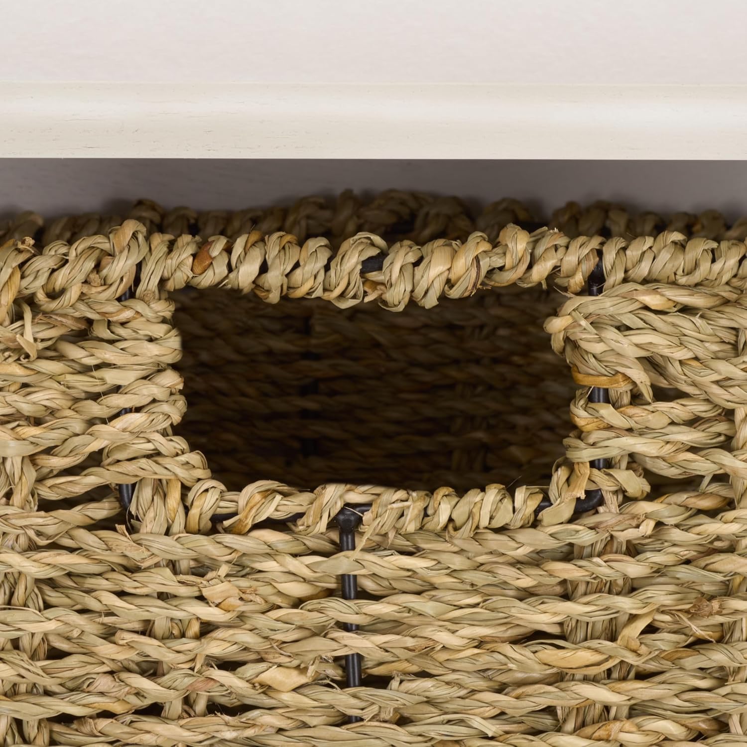 Hooks & Seagrass Baskets / Ivory