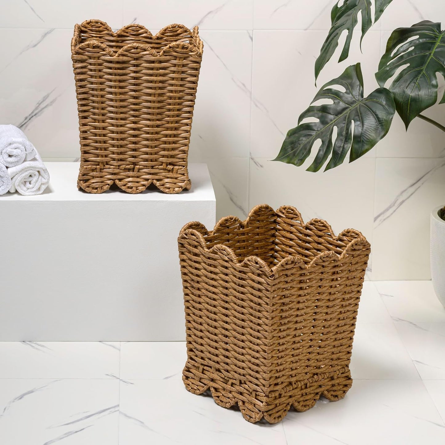 HPM1409A-SET2 Silas Modern Farmhouse Resin 3.3-Gallon Tapered Square Wicker Watebasket / Natural