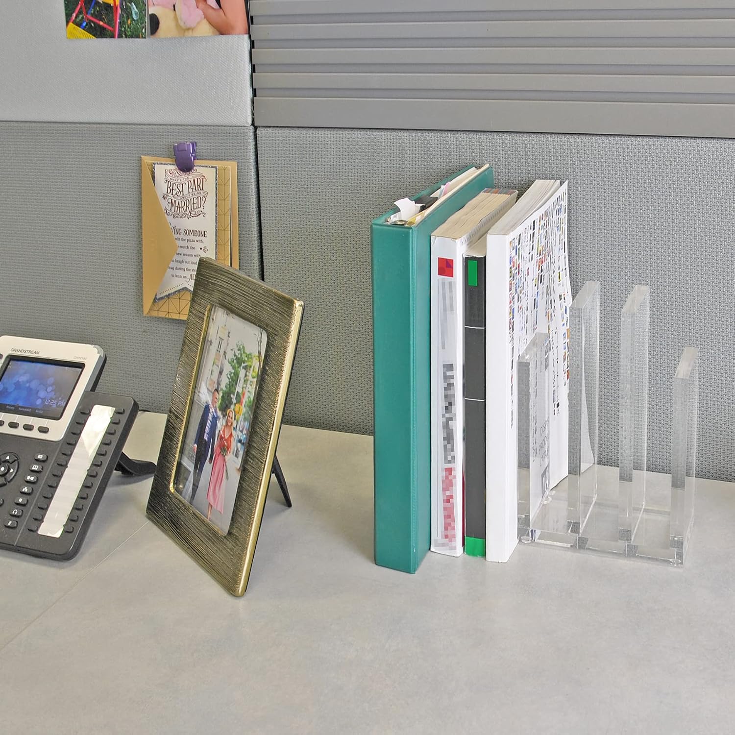 255035 Acrylic Bookend and Desk File Sorter / 2-pack / Clear / Set of 2