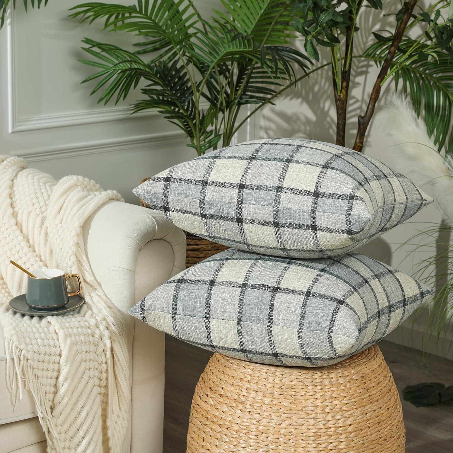 Farmhouse Plaid Decorative Cushion Covers / 22 x 22 / Check-light Grey / Set of 2