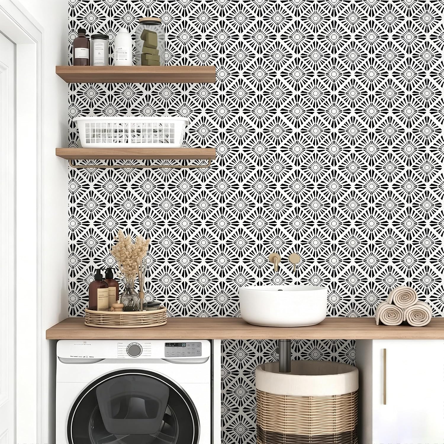 Diamond Wallpaper 2 Sheets Removable Peel and Stick Geometric Pattern / Black / 15.7 x 35.4
