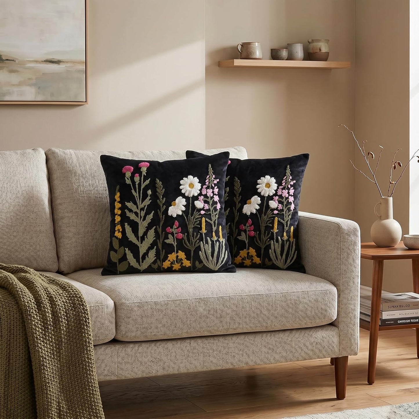 Colorful Flowers Decor / Black / 18 x 18 / Set of 2
