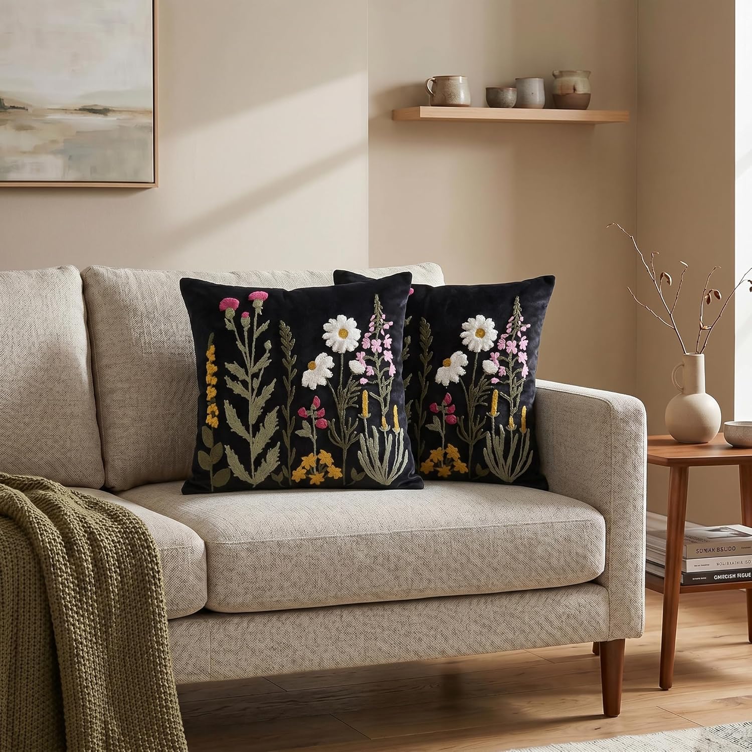 Colorful Flowers Decor / Black / 18 x 18 / Set of 2