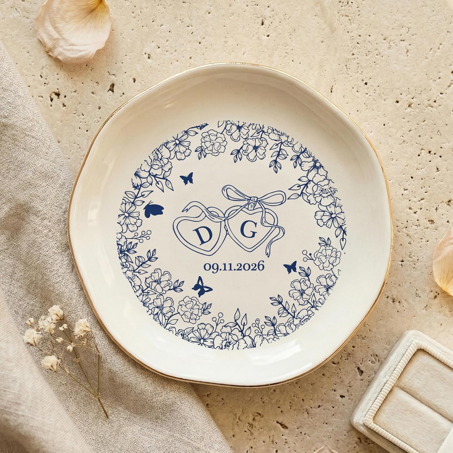 Ceramic Engagement Jewelry Holder / 12-engagement