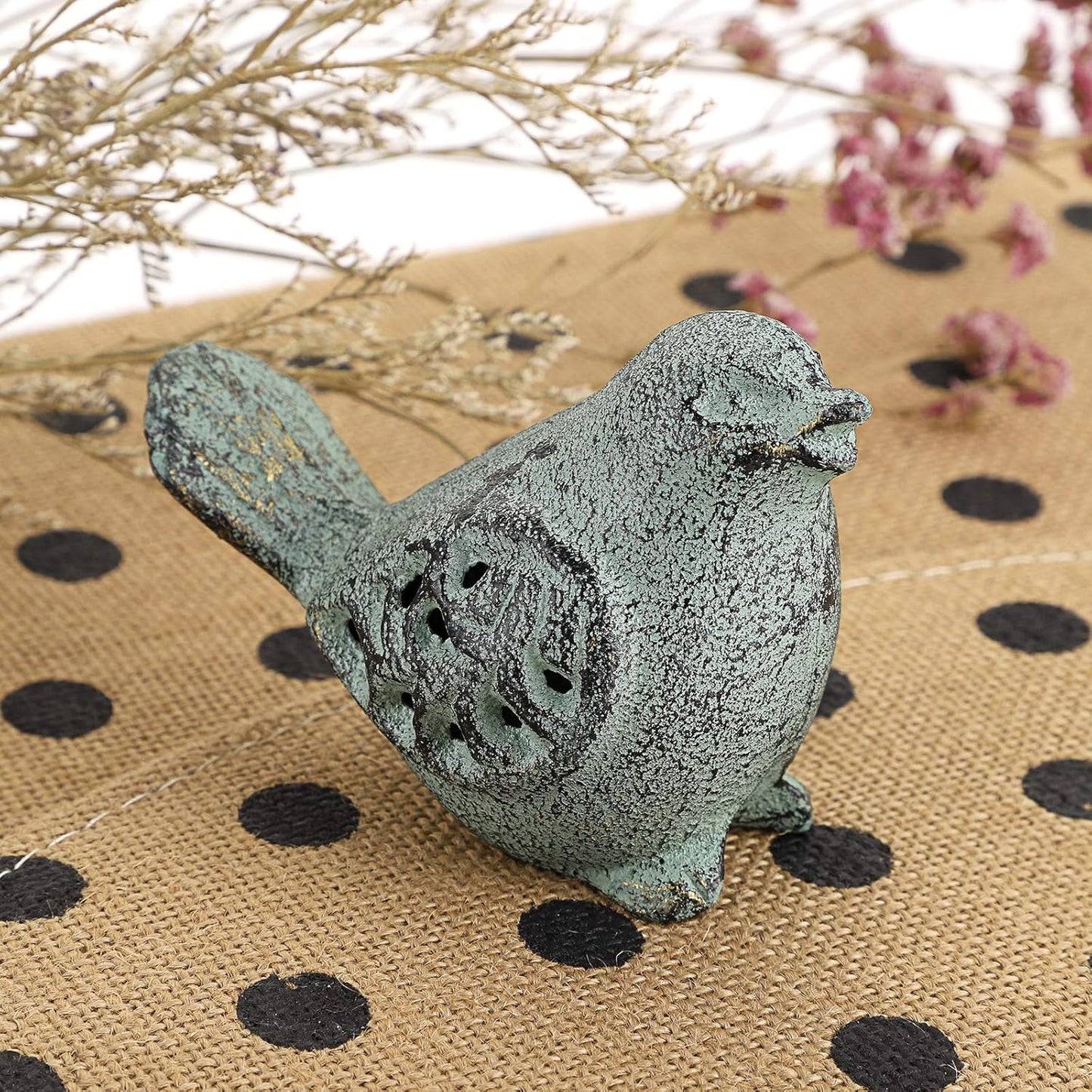 Hollow Carved Bird Figurines / Green / Set of 2