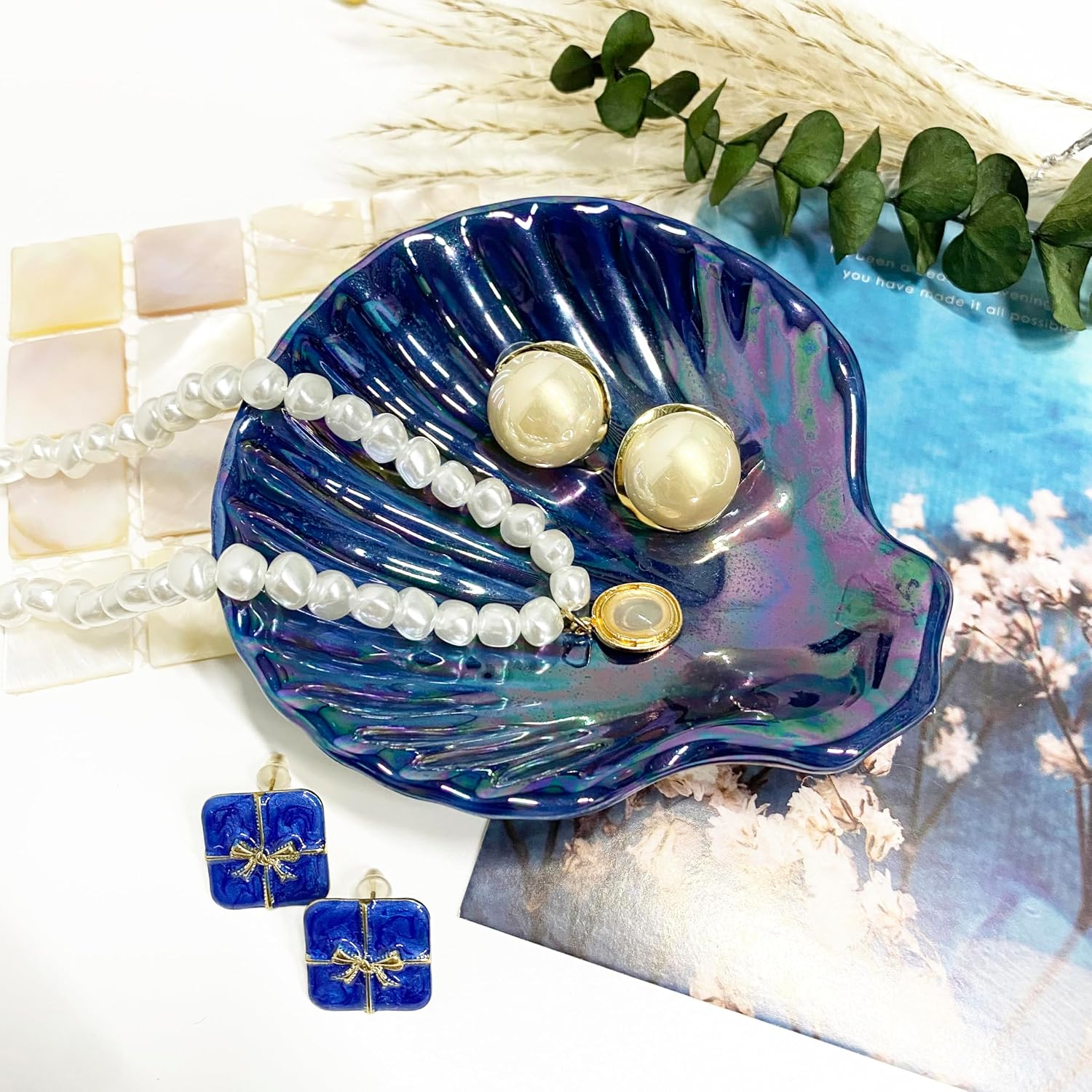 Shell Jewelry Holder Dish / Indigo
