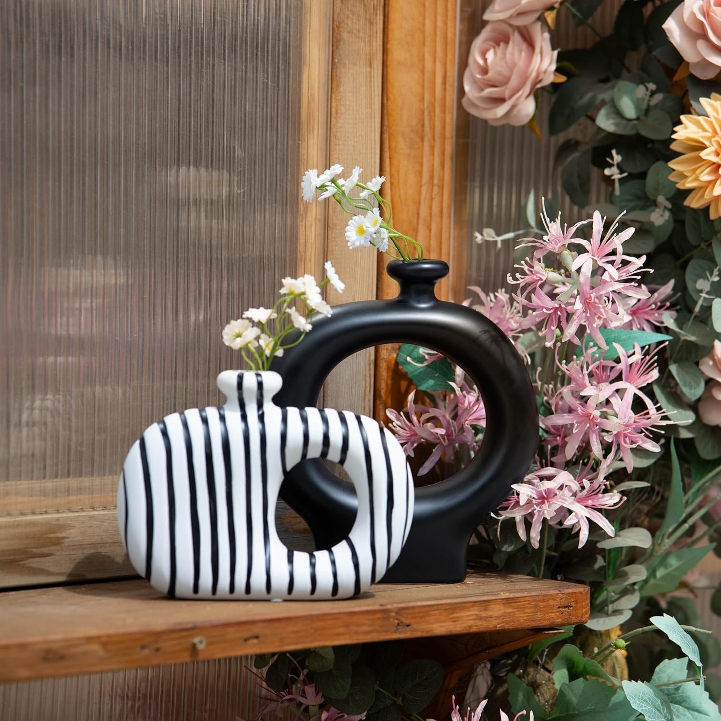 & White Striped Hollow Ceramic Flower Vases / Black / Set of 2