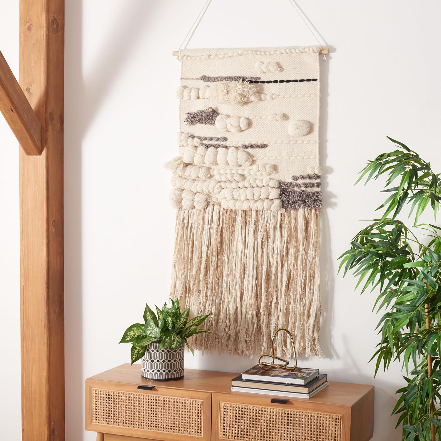 SAFAVIEH Home Collection Sedona 115 Boho Tribal Woven Wool & Jute Tassel / Ivory/beige / 20"L x 4"W
