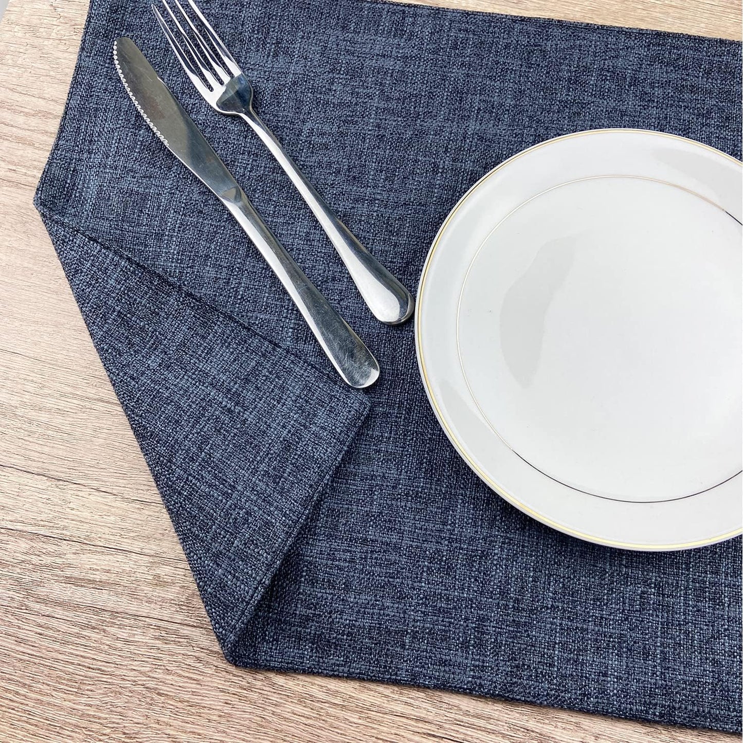 Weabetfu Cloth Placemats Set of 6 Heat Resistant Dining Table Placemats | Cotton Linen Machine Washable Kitchen Table