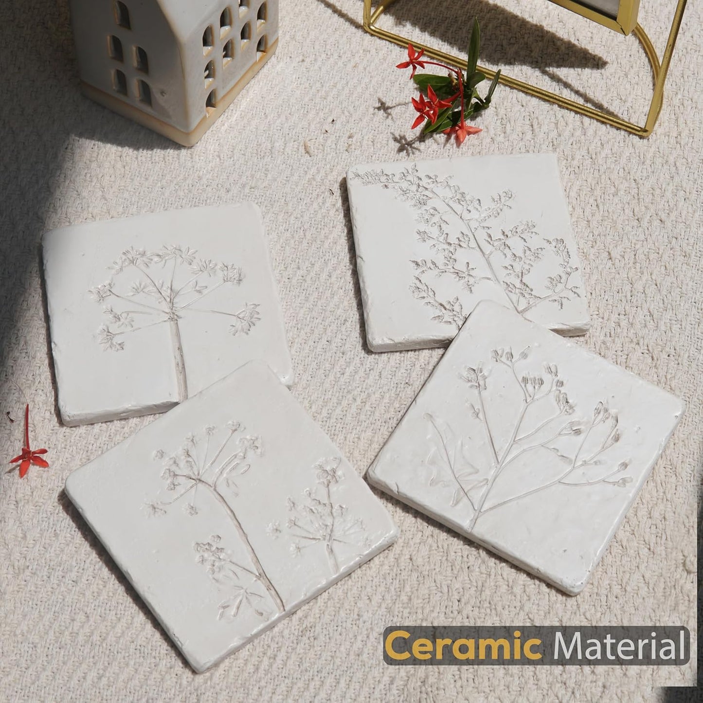 Vintage Engraved Flower Design / White / Set of 4
