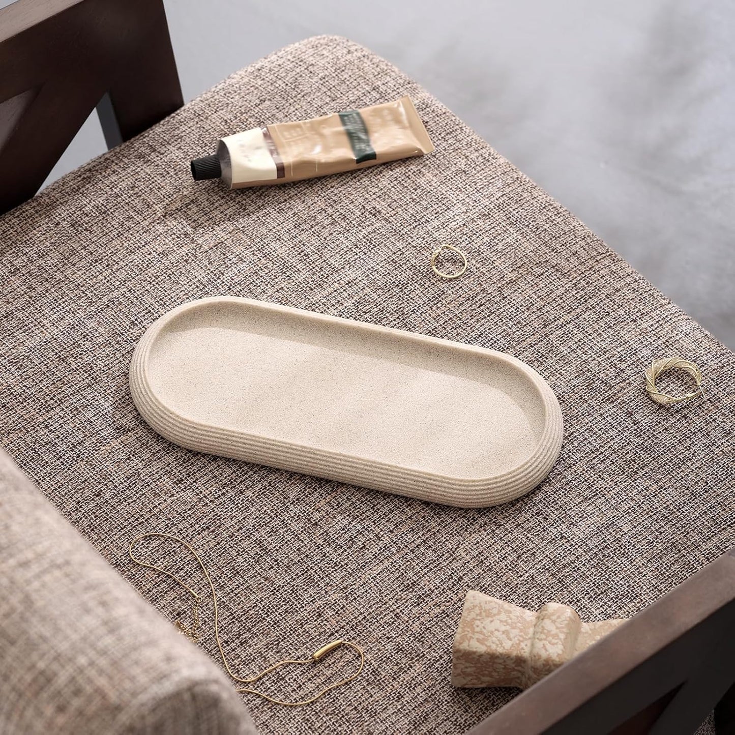 Jewelry Tray Bathtub / Beige / 10.2 x 4.4 x 0.8 / Oval