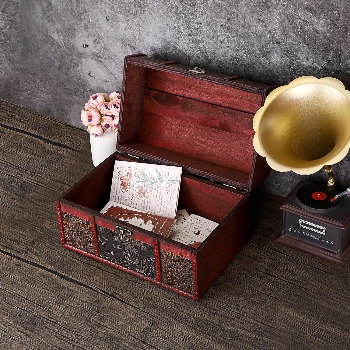 Vintage Treasure Chest / Large