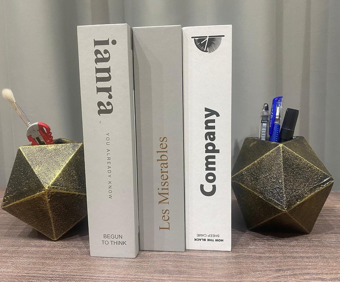 Metal Book Holders / Black