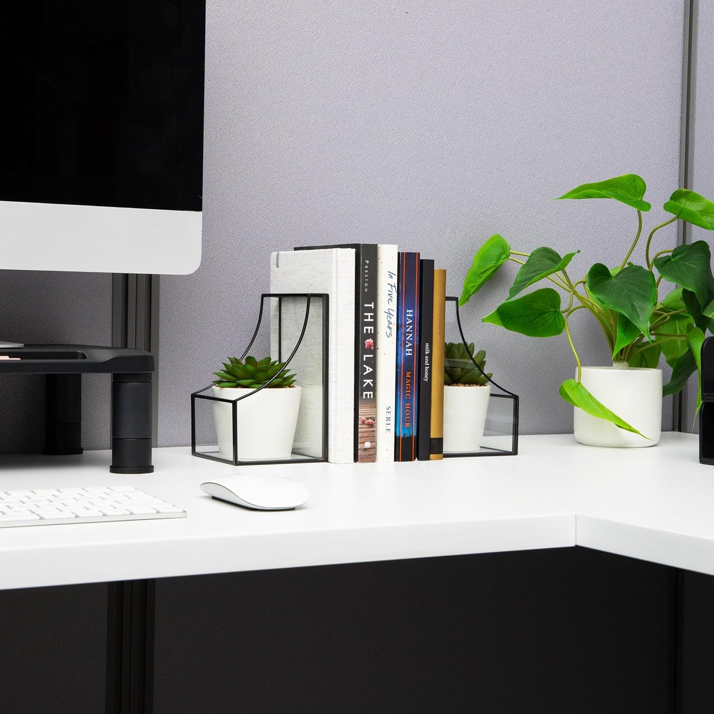 Modern Organizer for Desk or Shelf / Black