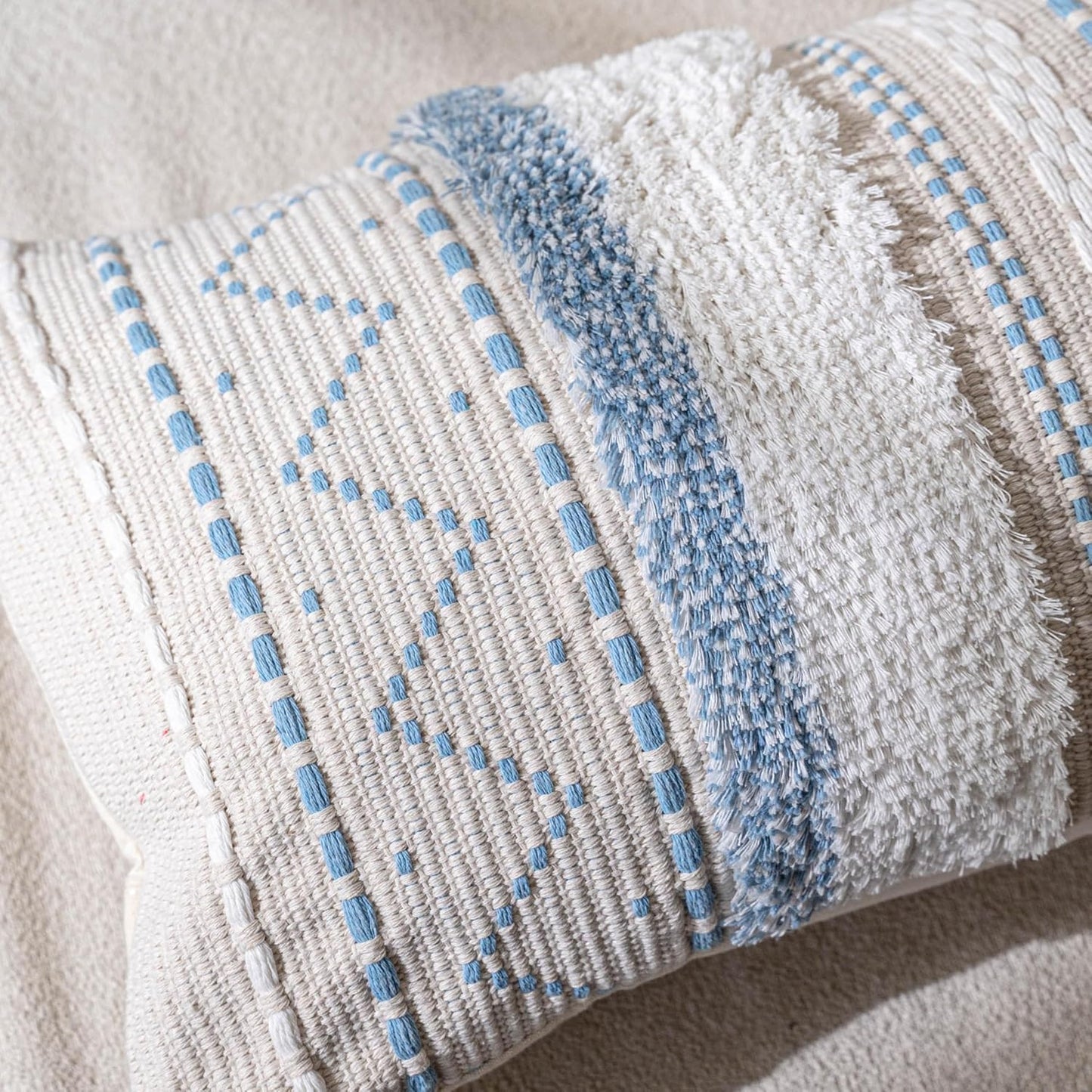 Throw Pillow Cover / 18 x 18 / Blue