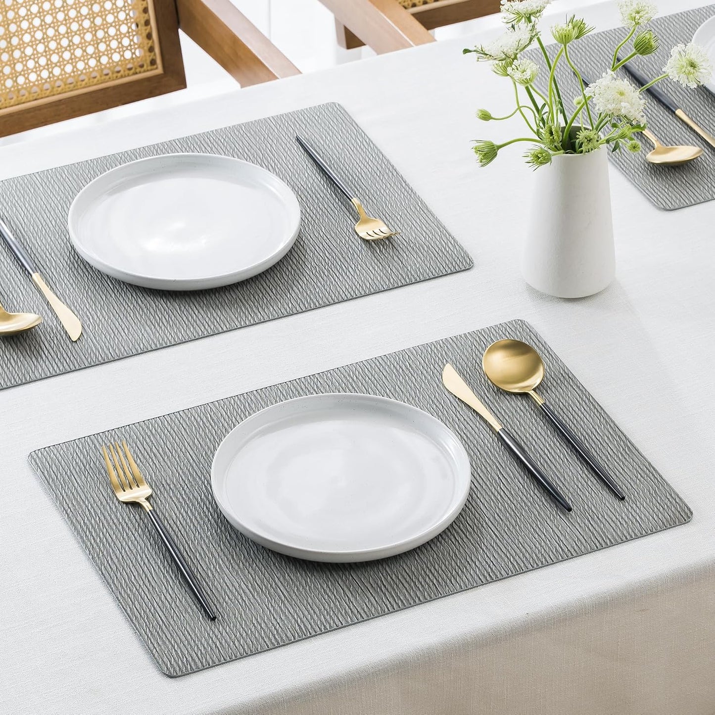 Jovono Faux Leather Placemats Set of 8, Waterproof Washable Table Mats, Easy-Clean Heat Resistant Kitchen Vinyl Place