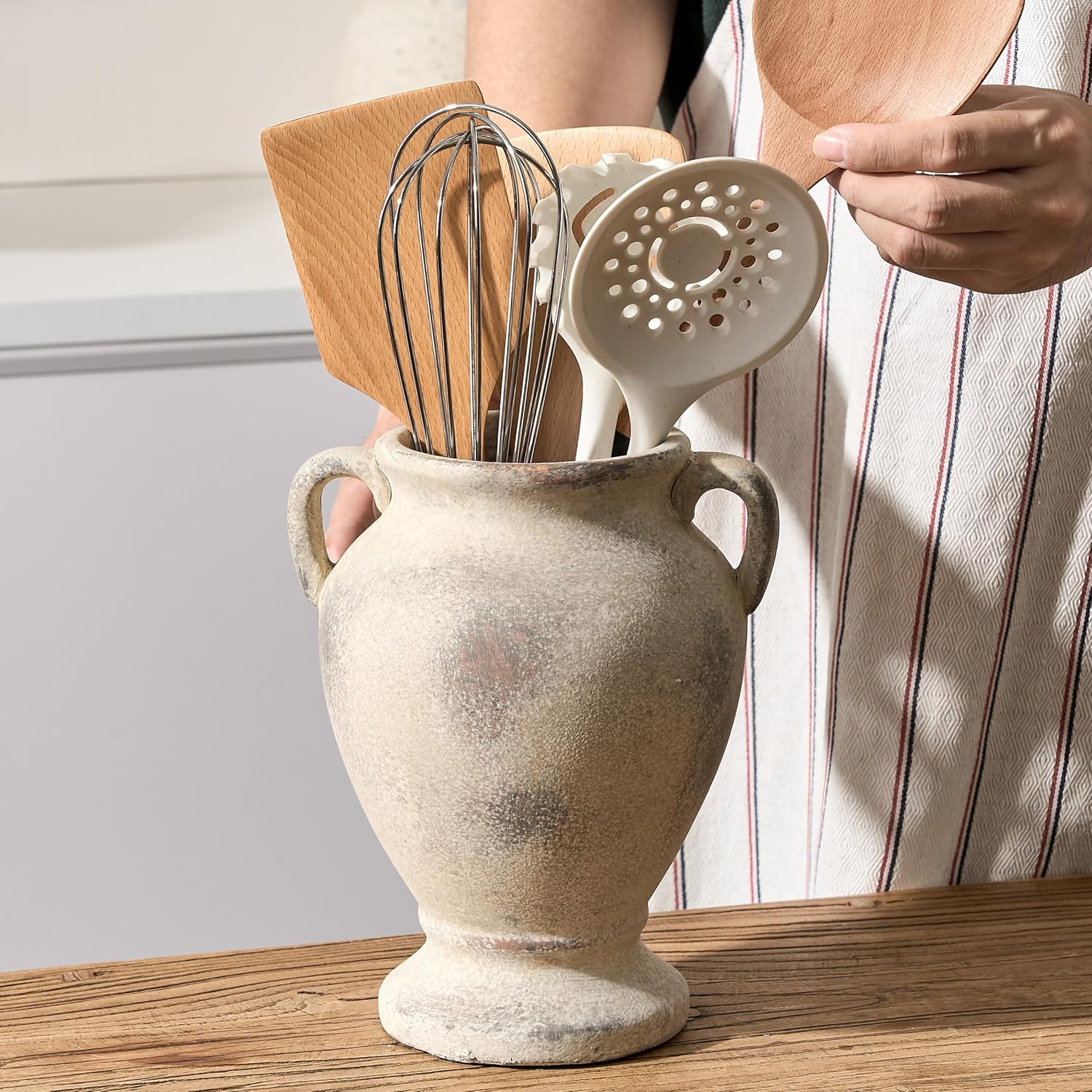 Farmhouse Terracotta Vase / Natural Brown- 8.46 / 8.46 Inch