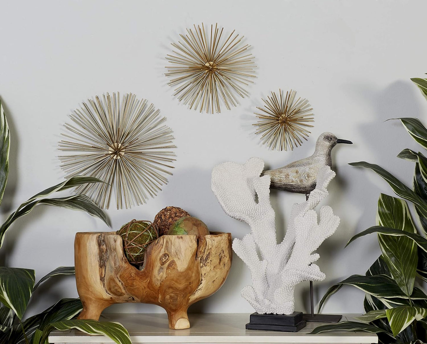 Deco 79 Metal Starburst 3D Short Spike Wall Decor / Gold / 12"L x 3"W / 12 Inch / Set of 3