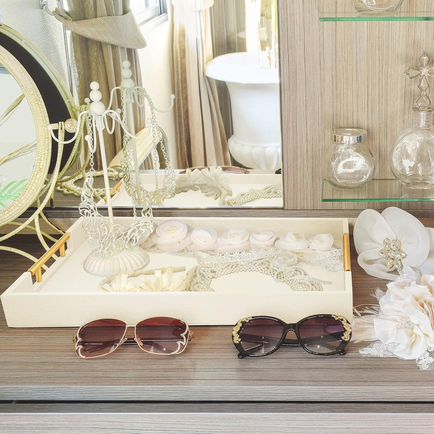 Wood Serving Tray / White / 17 x 12 x 1.8