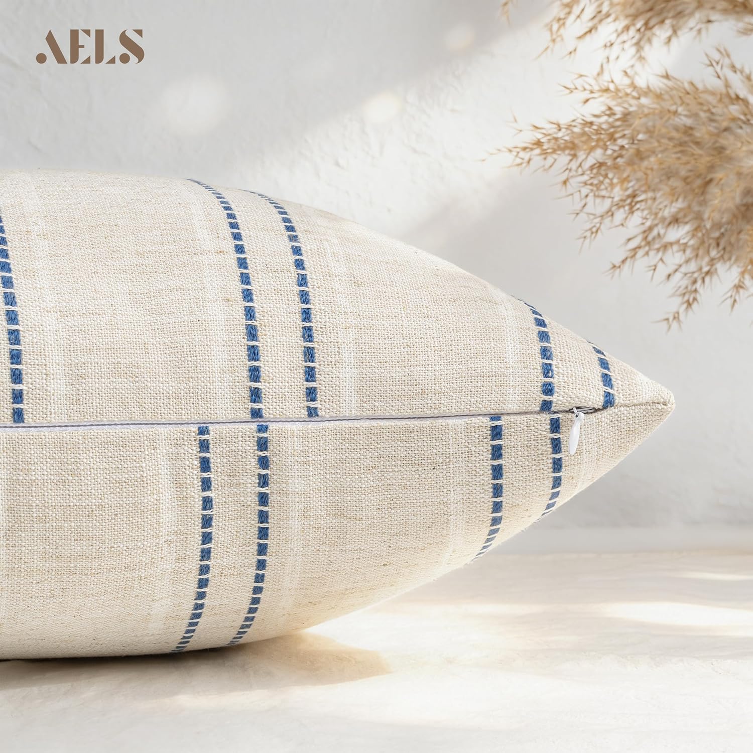Boho Textured Pillow Case / Beige with White & Navy Blue / 18 x 18 / Set of 2
