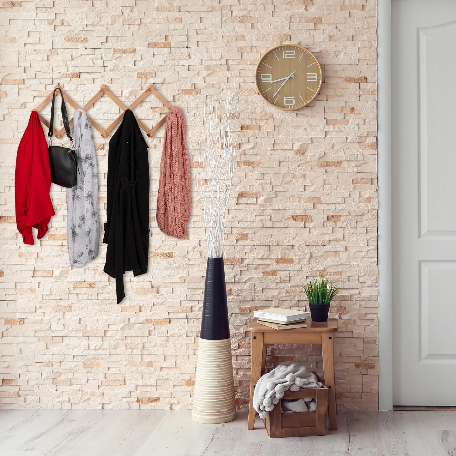 Relaxdays Wall Coat Rack, Wooden, Expandable, 10 Jacket Hooks, Hallway Outerwear Storage, 5.5 x 111 x 7.5 cm, Natural