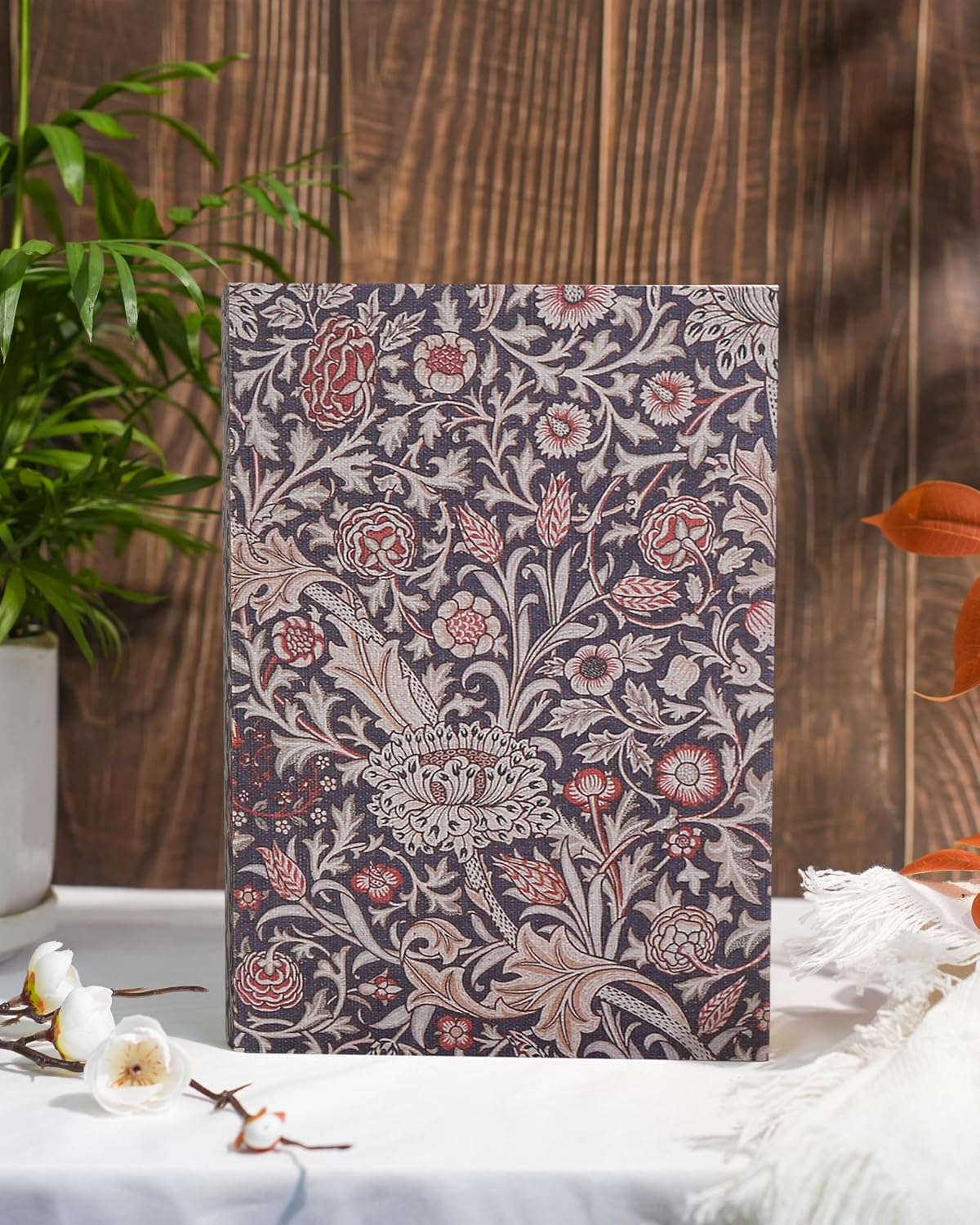 Vintage Faux Book Boxes / 1 x William Morris