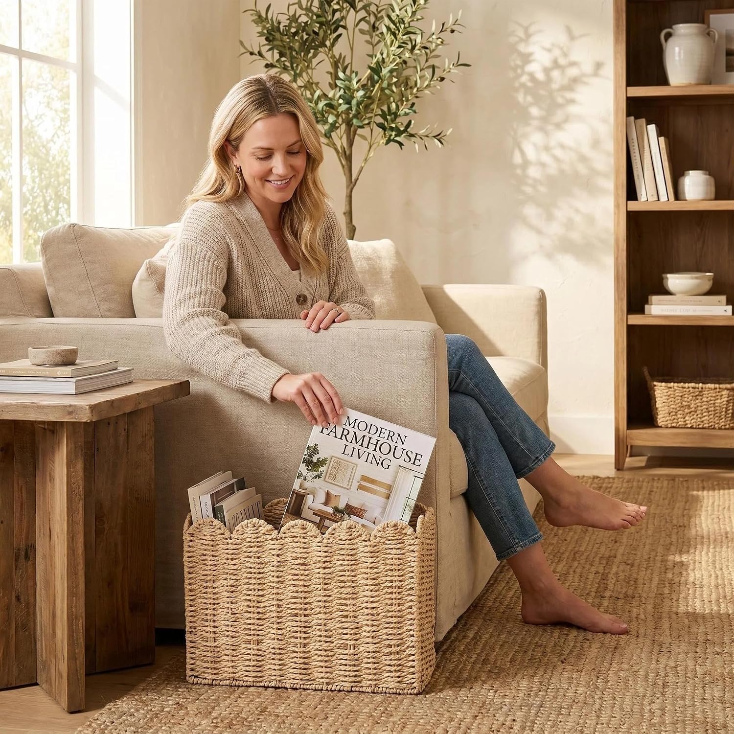 Wicker Mail Organizer / Scollope Paper Rope