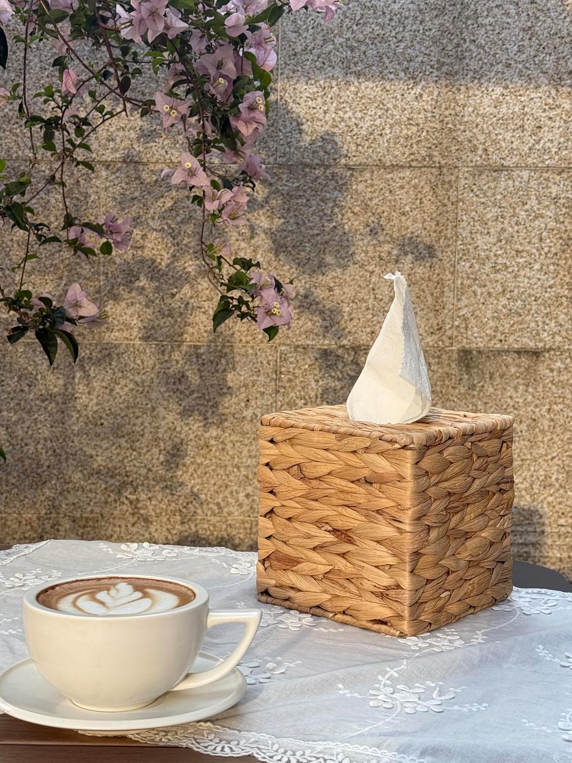 Water Hyacinth Tissue Box Cover Square Decorative Woven Tissue Box Holder / 5.9 x 5.9 x 5.9
