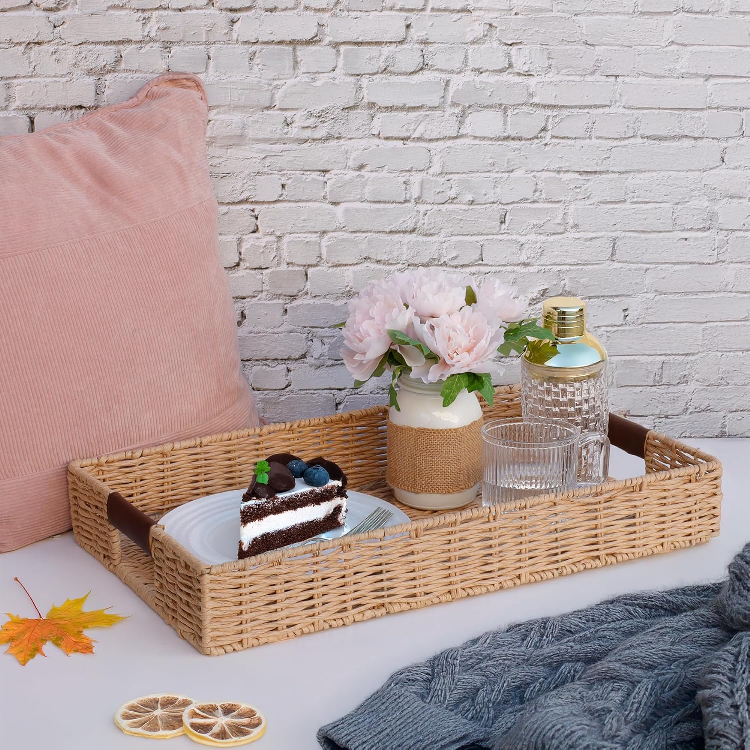 Durable Wicker Tray / Rectangle / 20 x 12