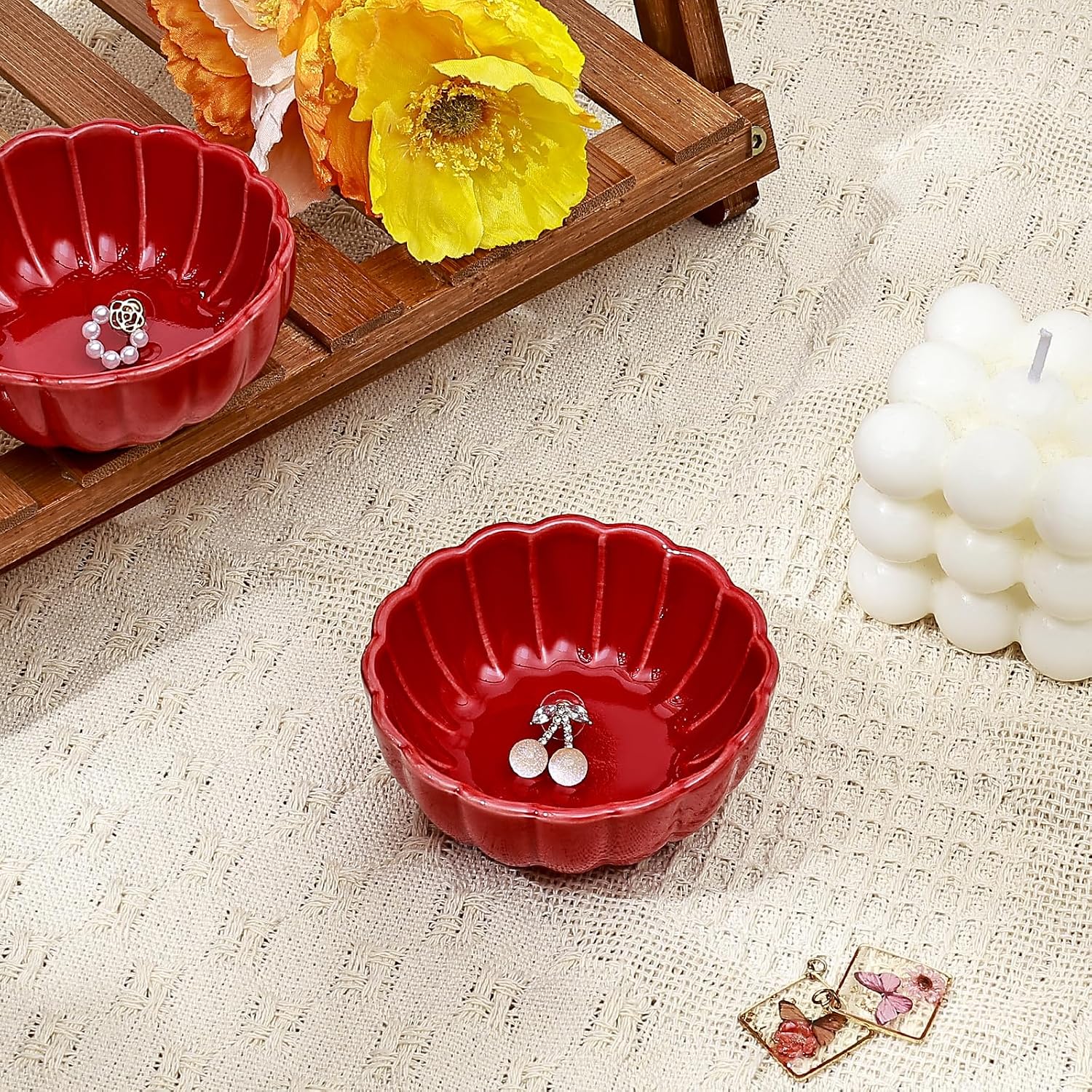 Decorative Plate Tray / Round Petal Flower, Red