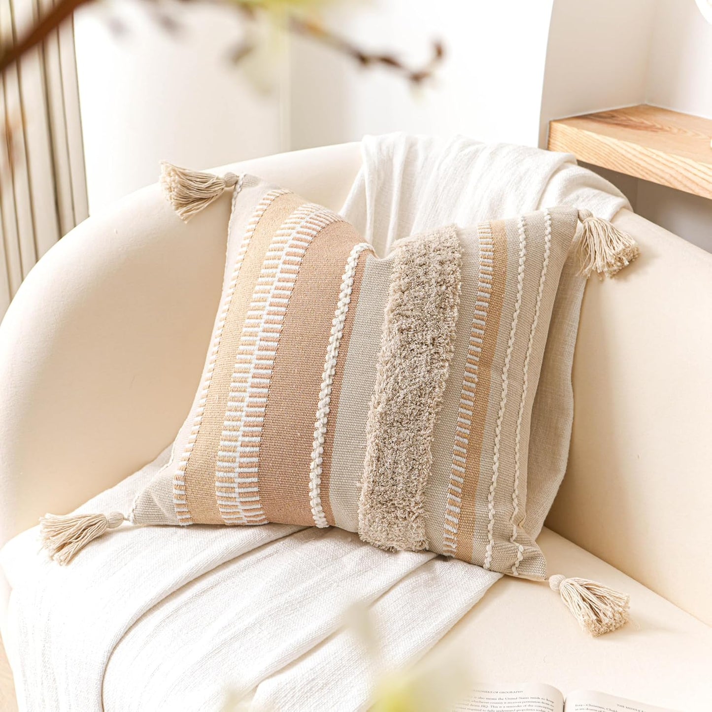Throw Pillow Cover / 20 x 20 / Cream