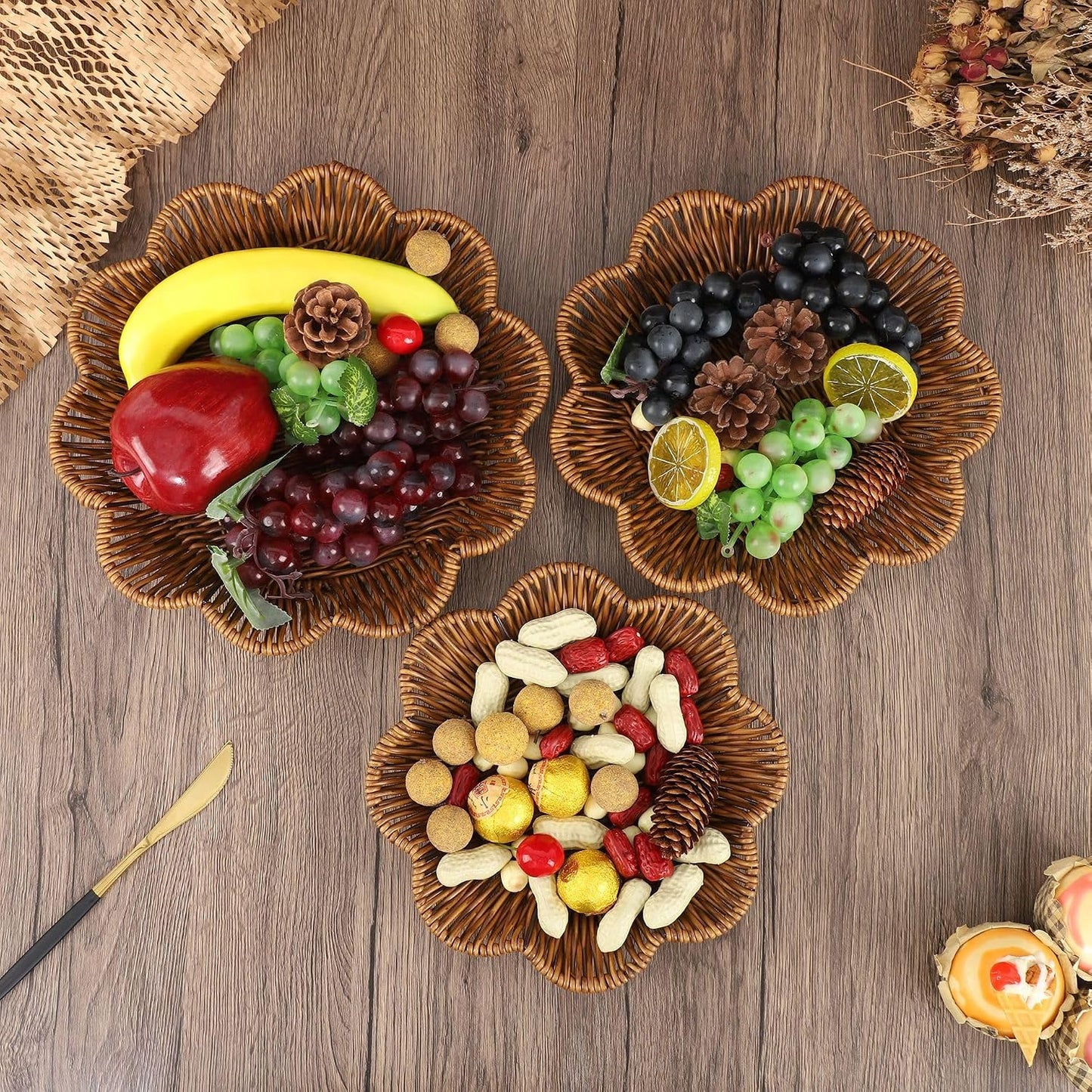 Rattan Flower Shaped Storage Bowl 11" Hand Woven Basket Tray for Bread Fruit Key Round / Natural