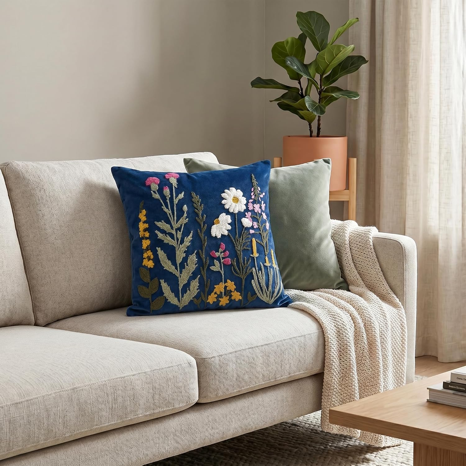 Colorful Flowers / Dark Blue / 18 x 18 / Set of 2