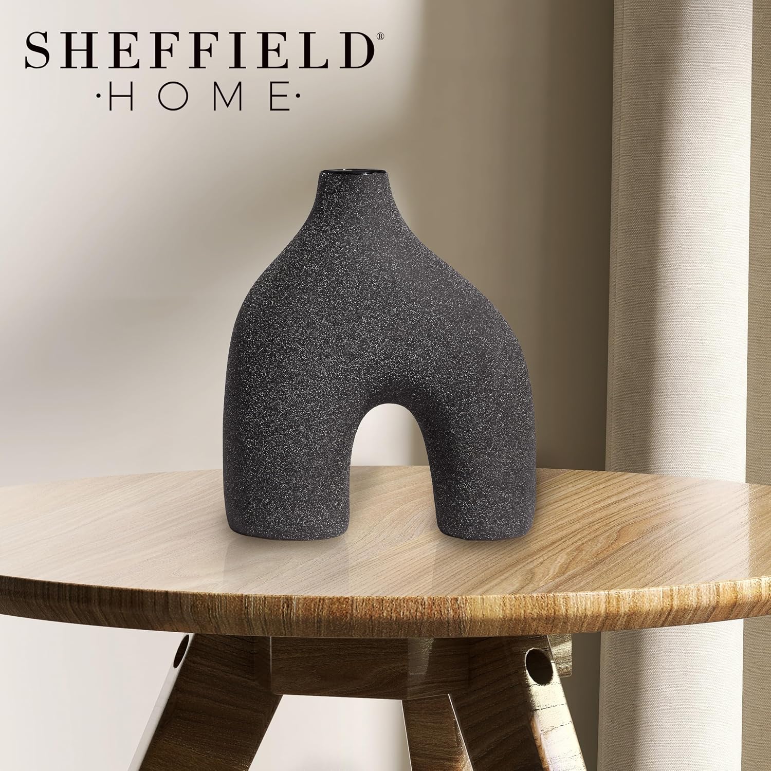 Modern Round U-Shaped Vase / 8 x 3.35 x 9.3 / Black - U-shaped