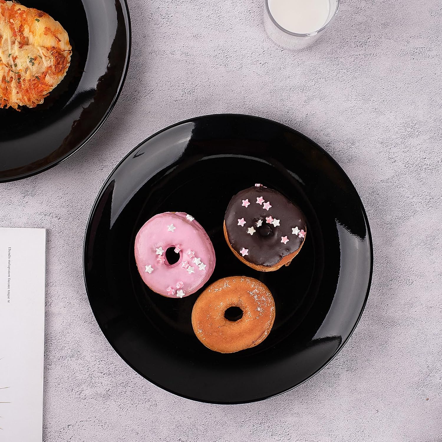 DELLING 10 Inch Black Dinner Plates Set of 4, Porcelain Round Plates - Microwave & Dishwasher Safe, Chip Resistant